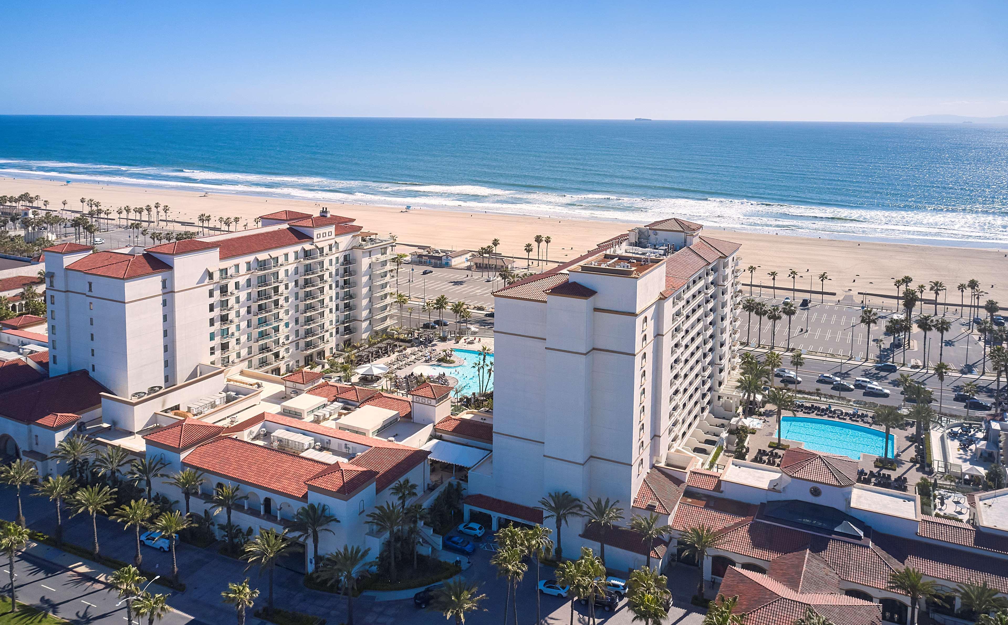 האנטינגטון ביץ' The Waterfront Beach Resort, A Hilton Hotel מראה חיצוני תמונה